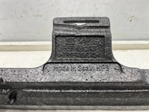 Absorber zderzaka Cupra Formentor 20r.- tylny środkowy styropian wkład piankowy pod zderzak tył 5ff807247 Absorber zderzaka Cupra Formentor 20r.- tylny środkowy styropian wkład piankowy pod zderzak tył 5ff807247