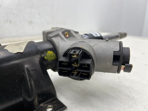 Kolumna kierownicza Citroen Jumper I Ducato II Boxer I 94-06r. 2.5d diesel regulacja DWA kluczyki blokada krzyżak Kolumna kierownicza Citroen Jumper I Ducato II Boxer I 94-06r. 2.5d diesel regulacja DWA kluczyki blokada krzyżak