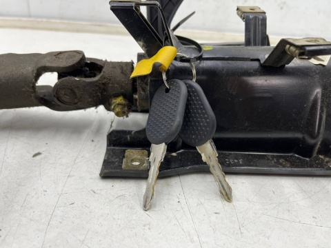 Kolumna kierownicza Citroen Jumper I Ducato II Boxer I 94-06r. 2.5d diesel regulacja DWA kluczyki blokada krzyżak Kolumna kierownicza Citroen Jumper I Ducato II Boxer I 94-06r. 2.5d diesel regulacja DWA kluczyki blokada krzyżak