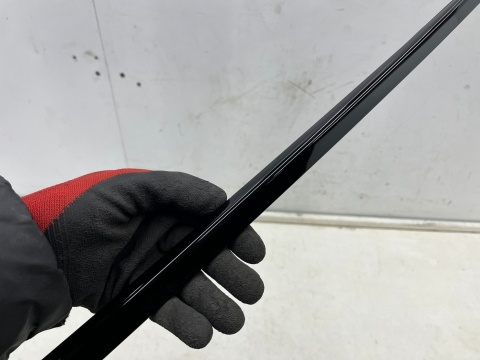 Listwa Audi A8 D5 17r.- NOWA lewa nakładka zgarniająca szyby przedniej czołowej zaślepka 4n0854327 Listwa Audi A8 D5 17r.- NOWA lewa nakładka zgarniająca szyby przedniej czołowej zaślepka 4n0854327