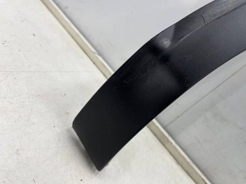 Listwa Citroen C4 III 20r.- lewy przedni rant nadkola błotnika nakładka lewy przód 9832959080 Listwa Citroen C4 III 20r.- lewy przedni rant nadkola błotnika nakładka lewy przód 9832959080