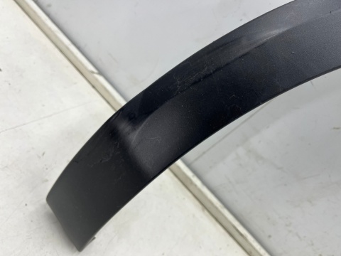 Listwa Citroen C4 III 20r.- lewy przedni rant nadkola błotnika nakładka lewy przód 9832959080 Listwa Citroen C4 III 20r.- lewy przedni rant nadkola błotnika nakładka lewy przód 9832959080