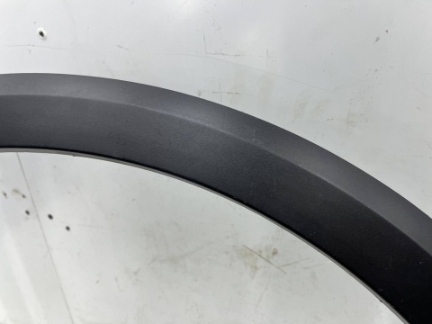 Listwa Citroen C4 III 20r.- lewy przedni rant nadkola błotnika nakładka lewy przód 9832959080 Listwa Citroen C4 III 20r.- lewy przedni rant nadkola błotnika nakładka lewy przód 9832959080