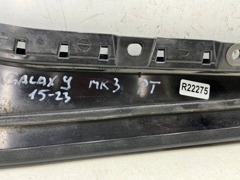 Listwa Ford Galaxy MK3 14-23r. prawa tylna nakładka osłona słupka drzwi tylnych prawy tył Listwa Ford Galaxy MK3 14-23r. prawa tylna nakładka osłona słupka drzwi tylnych prawy tył