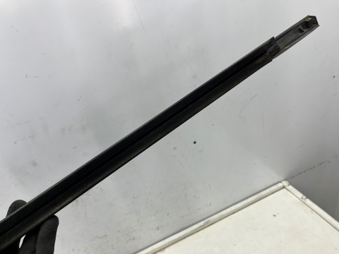 Listwa Ford S-Max MK2 Galaxy MK3 14-23r. prawa tylna listwa zgarniająca uszczelka zewnętrzna szyby drzwi prawy tył