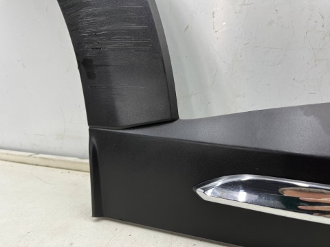 Listwa Mazda CX-3 CX3 14-21r. prawa tylna dolna nakładka drzwi CHROM rant prawy tył d10e-51rc1 Listwa Mazda CX-3 CX3 14-21r. prawa tylna dolna nakładka drzwi CHROM rant prawy tył d10e-51rc1