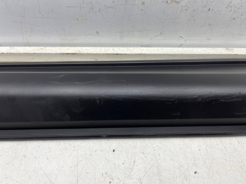 Listwa Mazda CX-5 II 17r.- lewa tylna dolna nakładka drzwi bocznych lewy tył kb7w-51rd1 Listwa Mazda CX-5 II 17r.- lewa tylna dolna nakładka drzwi bocznych lewy tył kb7w-51rd1