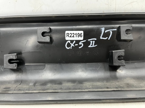Listwa Mazda CX-5 II 17r.- lewa tylna dolna nakładka drzwi bocznych lewy tył kb7w-51rd1 Listwa Mazda CX-5 II 17r.- lewa tylna dolna nakładka drzwi bocznych lewy tył kb7w-51rd1