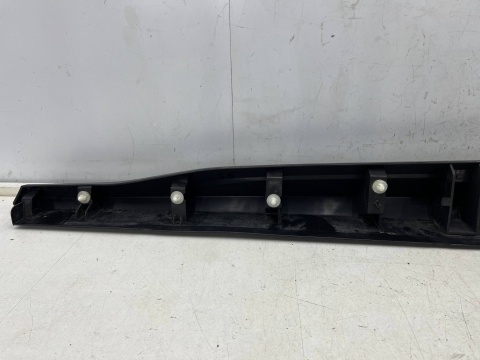 Listwa Nissan Juke II 2 F16 N-Design 19r.- PRAWA przednia dolna nakładka drzwi bocznych prawy przód 80870-6paoa 808706paoa Listwa Nissan Juke II 2 F16 N-Design 19r.- PRAWA przednia dolna nakładka drzwi bocznych prawy przód 80870-6paoa 808706paoa