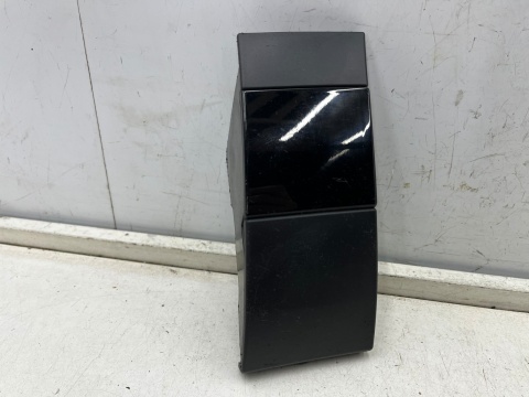 Listwa Range Rover Evoque II L551 18r.- prawa przednia dolna nakładka błotnika progu prawy przód k8d2-16d054-a