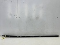 Listwa Skoda Enyaq iV 20r.- prawa tylna listwa zgarniająca uszczelka zewnętrzna szyby drzwi prawy tył Listwa Skoda Enyaq iV 20r.- prawa tylna listwa zgarniająca uszczelka zewnętrzna szyby drzwi prawy tył