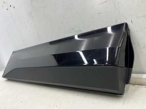 Listwa Skoda Enyaq iV 20r.- prawa tylna nakładka drzwi dolna prawy tył 5la854950a Listwa Skoda Enyaq iV 20r.- prawa tylna nakładka drzwi dolna prawy tył 5la854950a