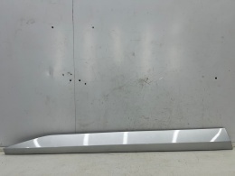 Listwa Skoda Superb 3 III sedan kombi 15-24r. lewa przednia listwa dolna drzwi lewy przód 3v0853293