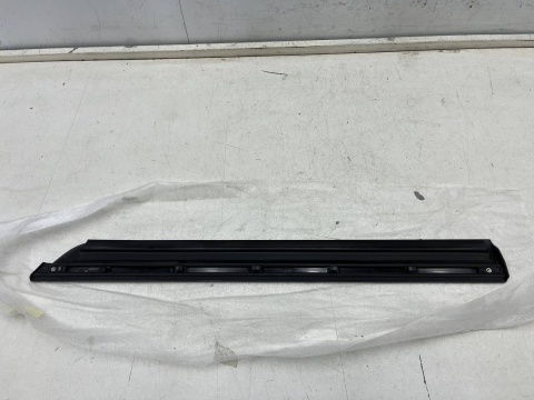 Listwa VW Phaeton 02-16r. NOWA prawa tylna dolna nakładka drzwi boczna prawy tył 3d0854950c