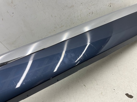 Listwa Volvo XC90 II LIFT 24r.-  PRAWA tylna dolna nakładka drzwi boczna prawy tył 3984657 Listwa Volvo XC90 II LIFT 24r.-  PRAWA tylna dolna nakładka drzwi boczna prawy tył 3984657