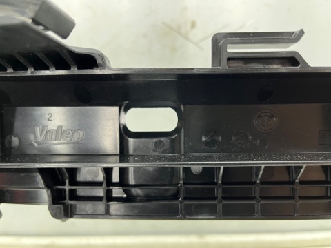 Mocowanie chłodnicy BMW 3 G20 G21 Z4 G29 18r.-  NOWY prawy wspornik panel boczna chłodnic pasa Oryginalne 8666839 Mocowanie chłodnicy BMW 3 G20 G21 Z4 G29 18r.-  NOWY prawy wspornik panel boczna chłodnic pasa Oryginalne 8666839