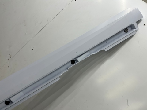 Nakładka progu Audi A6 C8 18-25r. NOWA prawa listwa progowa prawy próg zewnętrzny 4k0853856