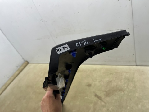 Nakładka progu Citroen C3 III 16-24r. LEWA listwa progowa zewnętrzna lewy próg 9813817480 Nakładka progu Citroen C3 III 16-24r. LEWA listwa progowa zewnętrzna lewy próg 9813817480