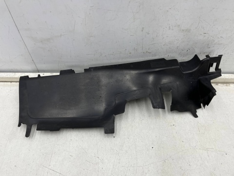 Osłona chłodnicy WV Passat B8 14-19r. LEWA kierownica powietrza pasa przedniego wlot atrapy oryginalna 3g0121283c