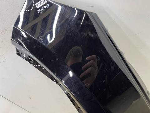 Błotnik Volvo XC40 17r.- lewy przedni lewy przód 31457583