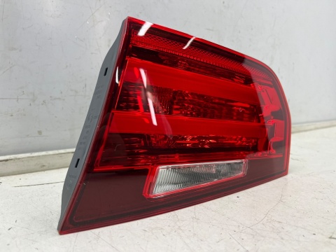 Lampa BMW 3 F30 sedan F31 kombi M3 F80 11-15r. NOWA prawa tylna w klapę bagażnika LED oryginalna EU 7372794 Lampa BMW 3 F30 sedan F31 kombi M3 F80 11-15r. NOWA prawa tylna w klapę bagażnika LED oryginalna EU 7372794