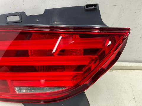 Lampa BMW F07 GT Gran Turismo 09-13r. lewa tylna w klapę bagażnika LED oryginalna EU 7199637 Lampa BMW F07 GT Gran Turismo 09-13r. lewa tylna w klapę bagażnika LED oryginalna EU 7199637