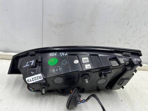 Lampa MG HS EHS 18-20r. lewa tylna w klapę bagażnika LED oryginalna EU 10420735 as23661182 Lampa MG HS EHS 18-20r. lewa tylna w klapę bagażnika LED oryginalna EU 10420735 as23661182