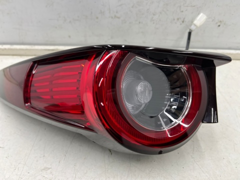 Lampa Mazda CX-30 CX30 2019r.- LEWA tylna w błotnik LED oryginalna lewy tył EUROPA Lampa Mazda CX-30 CX30 2019r.- LEWA tylna w błotnik LED oryginalna lewy tył EUROPA
