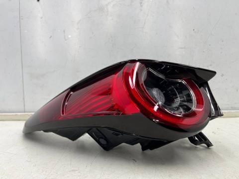 Lampa Mazda CX-30 CX30 2019r.- LEWA tylna w błotnik LED oryginalna lewy tył EUROPA Lampa Mazda CX-30 CX30 2019r.- LEWA tylna w błotnik LED oryginalna lewy tył EUROPA