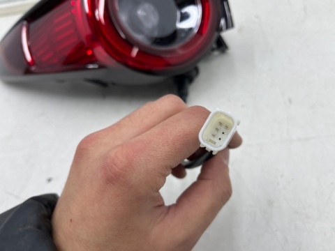 Lampa Mazda CX-30 CX30 2019r.- LEWA tylna w błotnik LED oryginalna lewy tył EUROPA Lampa Mazda CX-30 CX30 2019r.- LEWA tylna w błotnik LED oryginalna lewy tył EUROPA