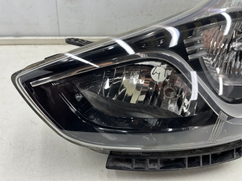 Lampa reflektor Hyundai ix20 10-19r. LEWA przednia H7 EUropa oryginalna lewy przód 92101-1kxxx Lampa reflektor Hyundai ix20 10-19r. LEWA przednia H7 EUropa oryginalna lewy przód 92101-1kxxx
