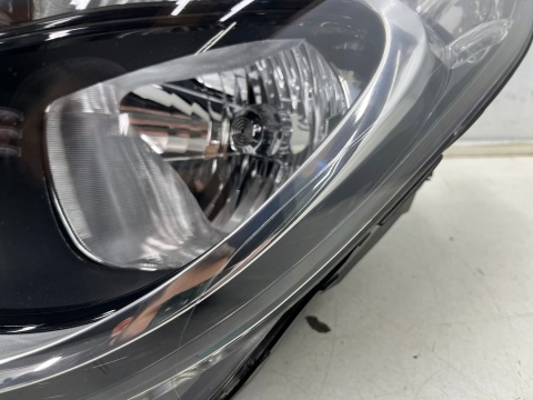 Lampa reflektor Hyundai ix20 10-19r. LEWA przednia H7 EUropa oryginalna lewy przód 92101-1kxxx Lampa reflektor Hyundai ix20 10-19r. LEWA przednia H7 EUropa oryginalna lewy przód 92101-1kxxx