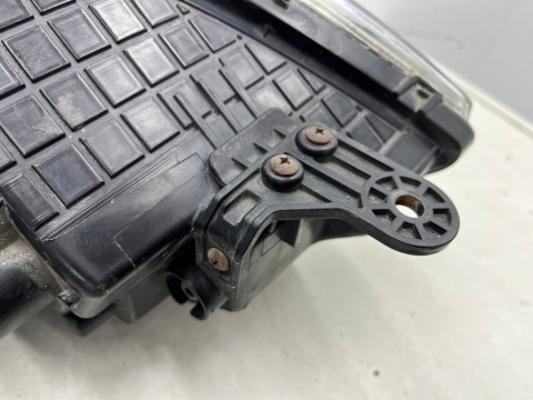 Lampa reflektor Hyundai ix20 10-19r. LEWA przednia H7 EUropa oryginalna lewy przód 92101-1kxxx Lampa reflektor Hyundai ix20 10-19r. LEWA przednia H7 EUropa oryginalna lewy przód 92101-1kxxx