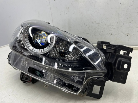 Lampa reflektor Mazda 2 III LIFT DJ DL 2019r.- PRAWA przednia LED prawy przód 13 pin d43n-51030 Lampa reflektor Mazda 2 III LIFT DJ DL 2019r.- PRAWA przednia LED prawy przód 13 pin d43n-51030