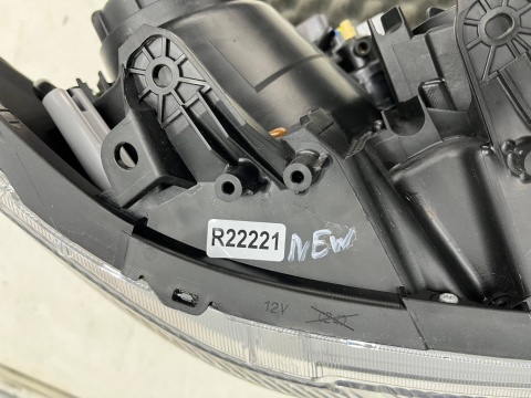 Lampa reflektor Mitsubishi ASX I Outlander Sport 10-19r. NOWA prawa przednia SOCZEWKA Europa oryginalna prawy przód 8301b588