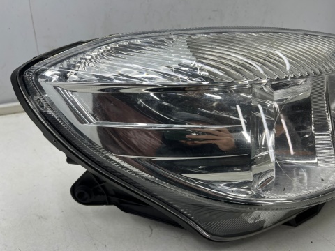 Lampa reflektor Skoda Fabia 2 II Roomster Praktik 06-15r. prawa przednia H7 soczewka prawy przód EUROPA Lampa reflektor Skoda Fabia 2 II Roomster Praktik 06-15r. prawa przednia H7 soczewka prawy przód EUROPA