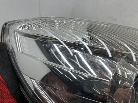 Lampa reflektor Skoda Fabia 2 II Roomster Praktik 06-15r. prawa przednia H7 soczewka prawy przód EUROPA Lampa reflektor Skoda Fabia 2 II Roomster Praktik 06-15r. prawa przednia H7 soczewka prawy przód EUROPA