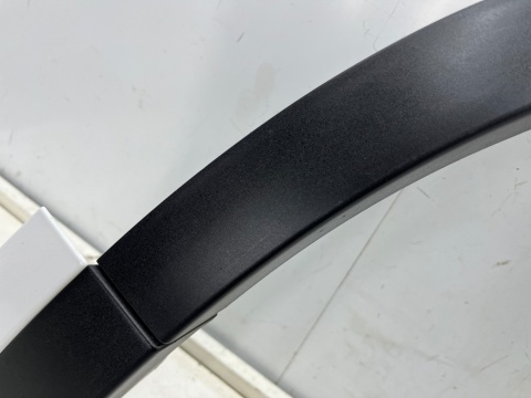 Listwa Jaguar E-Pace x540 R-Dynamic 17-24r. prawy przedni rant nadkola błotnika nakładka prawy przód j9c3-16a074-a