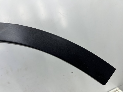 Listwa Jaguar E-Pace x540 R-Dynamic 17-24r. prawy przedni rant nadkola błotnika nakładka prawy przód j9c3-16a074-a