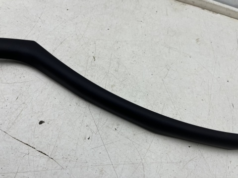 Uszczelka Porsche Cayenne II 7p 10-18r. NOWA OE lewa tylna guma drzwi uszczelnienie na błotnik lewy tylny karoseryjna wewnętrzna Uszczelka Porsche Cayenne II 7p 10-18r. NOWA OE lewa tylna guma drzwi uszczelnienie na błotnik lewy tylny karoseryjna wewnętrzna