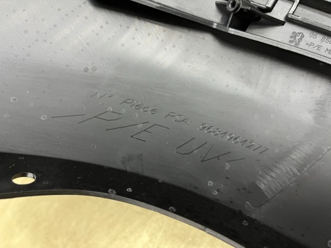 Zderzak tylny Peugeot 3008 1 I 09-16r. tył 9684964277 Zderzak tylny Peugeot 3008 1 I 09-16r. tył 9684964277