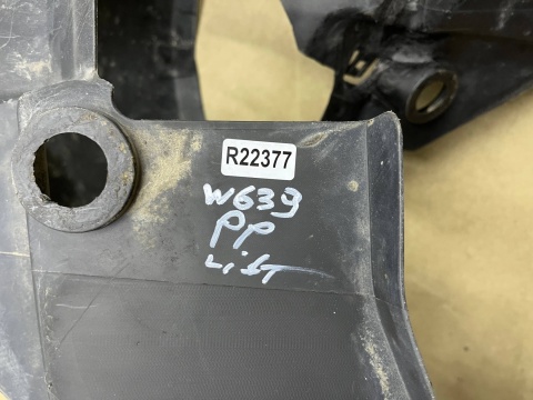 Nadkole Mercedes Vito w639 Lift 10-14r. prawe przednie ORYGINALNE prawy przód a6396843377