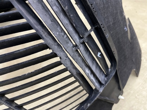 Nadkole Porsche Cayenne III 9y 19r.- prawe przednie ORYGINALNE prawy przód 9y0810972