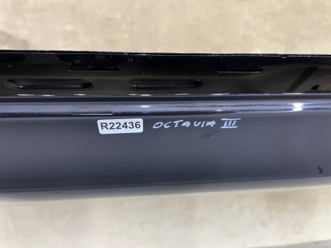 Drzwi Skoda Octavia 3 III 12-20r. prawe przednie prawy przód 5E0833312