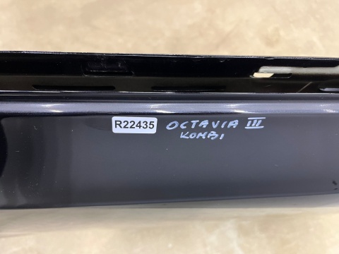 Drzwi Skoda Octavia 3 III Kombi 12-20r. prawe tylne prawy tył 5E9833312D