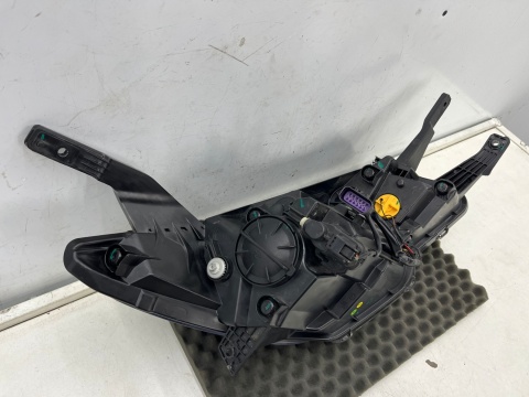 Lampa reflektor MG ZS I MG VS 17-19r.  lewa przednia soczewka + LED Europa oryginalna lewy przód 10266527 81051-110s40