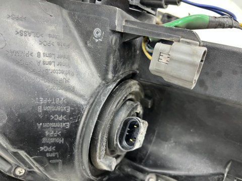 Lampa reflektor Mazda CX-7 CX7 06-12r. LEWA przednia XENON KSENON kompletna oryginalna EUROPA lewy przód eh10-51040