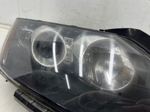 Lampa reflektor Mazda CX-7 CX7 06-12r. PRAWA przednia XENON KSENON oryginalna EUROPA prawy przód eh10-51030