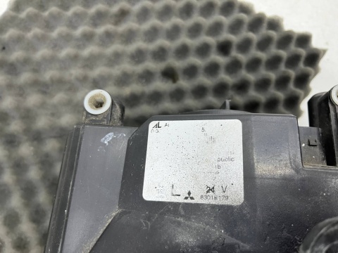 Lampa reflektor Mitsubishi Colt 6 VI Z30 LIFT 08-12r. LEWA przednia ORYGINALNA lewy przód EUROPA 8301b179