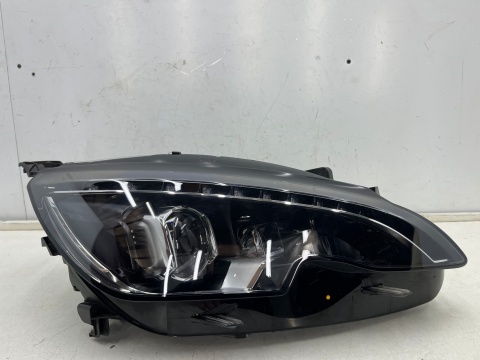 Lampa reflektor Peugeot 308 II T9 13-21r. PRAWA przednia FULL LED Europa prawy przód 9677832380